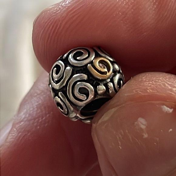 Pandora swirls with 14k gold - Picture 3 of 3
